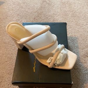 Brand New Olivia Fargiano Heels